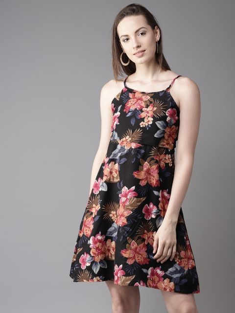 

HERE&NOW Women Black & Peach-Coloured Printed Fit and Flare Dress