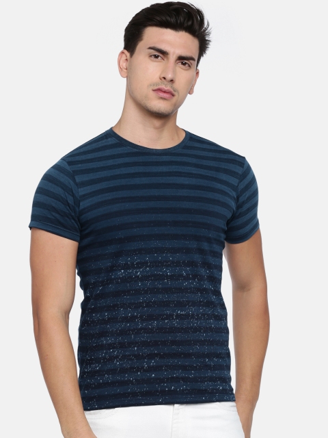 

Pepe Jeans Men Blue Striped Round Neck T-shirt