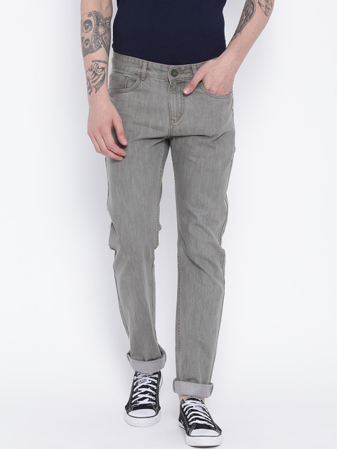 

FEVER Men Grey Straight Fit Mid-Rise Clean Look Jeans