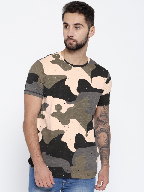 

SPYKAR Men Olive Green Camouflage Print Round Neck T-shirt