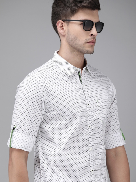 

SPYKAR Men White Regular Fit Printed Casual Shirt