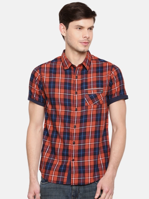 

SPYKAR Men Orange & Blue Regular Fit Checked Casual Shirt