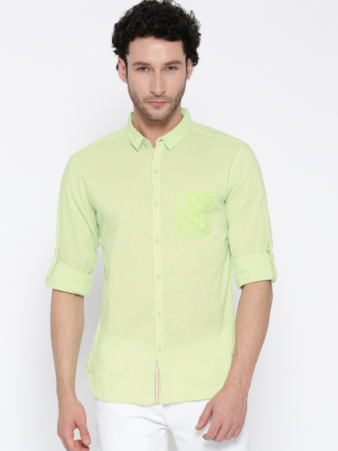 

SPYKAR Men Green Regular Fit Solid Casual Shirt