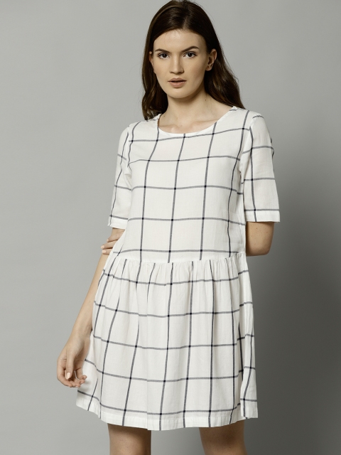 

Marks & Spencer Women White & Navy blue Checked Fit and Flare Dress