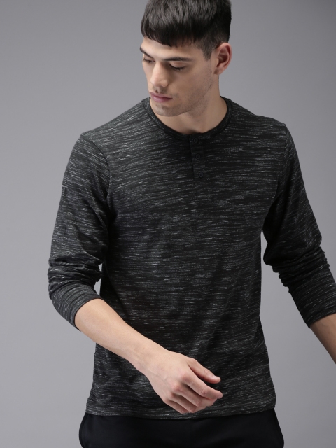 

HERE&NOW Men Black Solid Henley Neck T-shirt