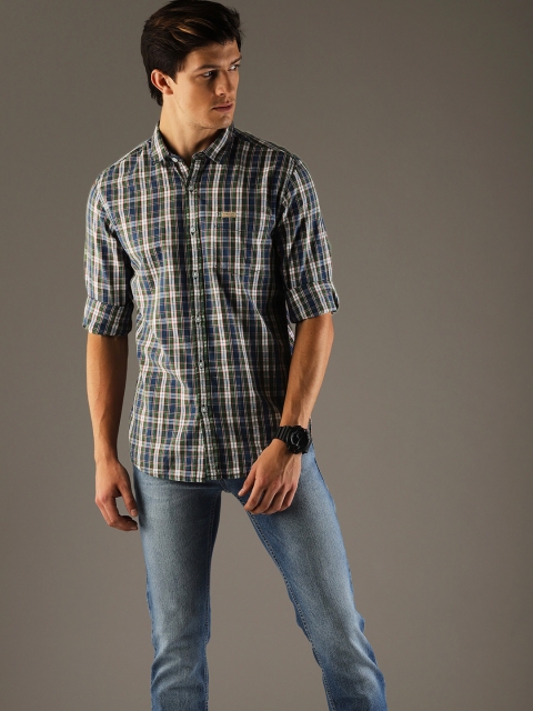 

Flying Machine Men Navy Blue & Green Slim Fit Checked Casual Shirt
