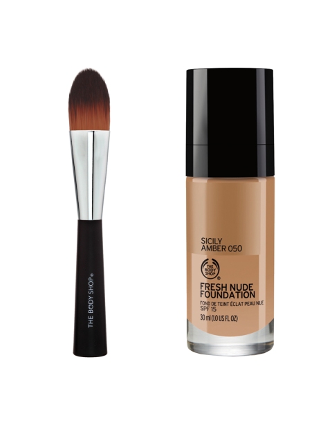 

The Body Shop Makeup Brush & Foundation Set, Beige