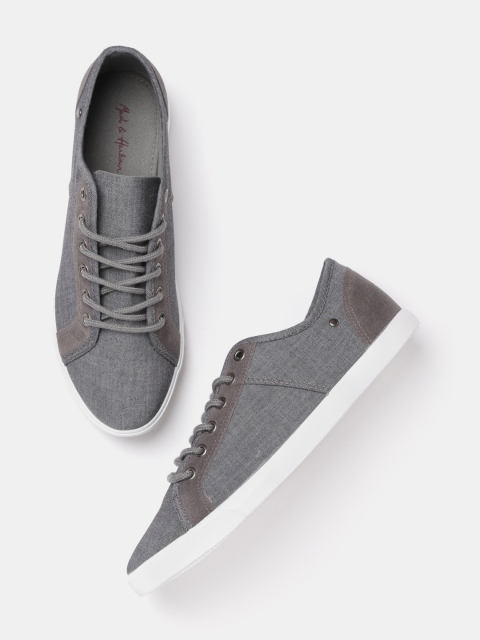 

Mast & Harbour Men Grey Sneakers