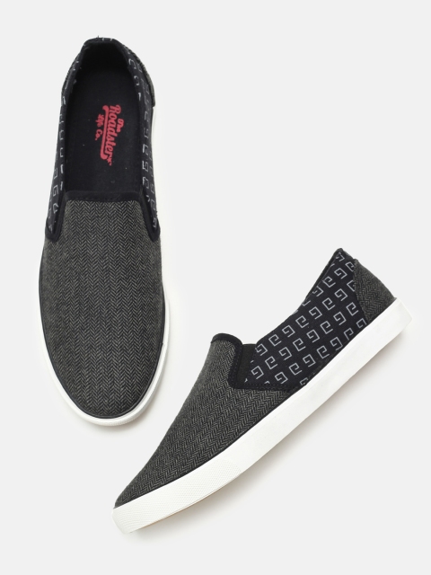 

Roadster Men Black Slip-On Sneakers