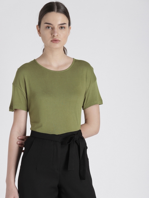 

Chemistry Women Olive Green Solid Round Neck T-shirt