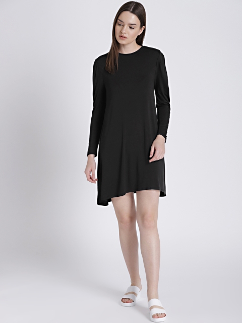

Chemistry Women Black Solid A-Line Dress