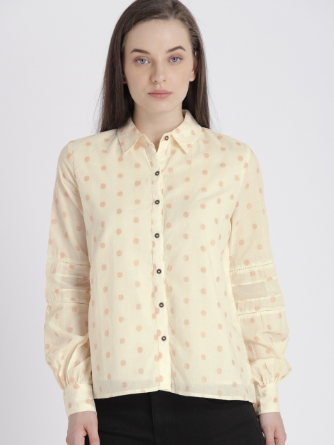 

Chemistry Women Cream-Coloured Regular Fit Printed Casual Shirt