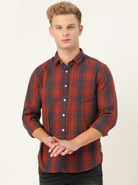 

Flying Machine Men Rust Red & Navy Blue Slim Fit Checked Casual Shirt
