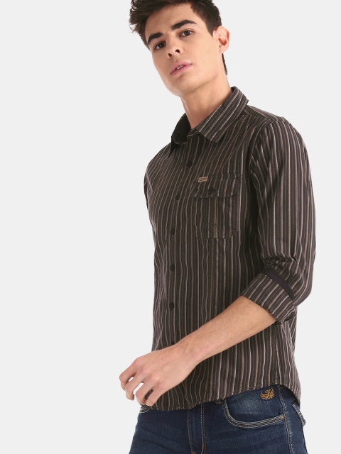 

Flying Machine Men Olive Green Slim Fit Striped Casual Shirt