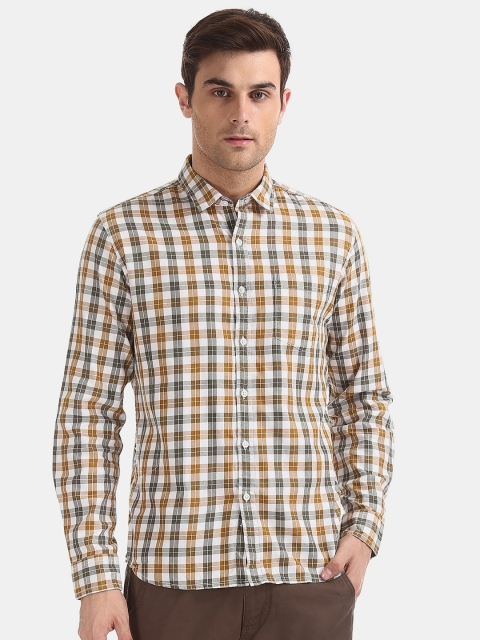 

Flying Machine Men Olive Green & Blue Regular Fit Checked Casual Shirt