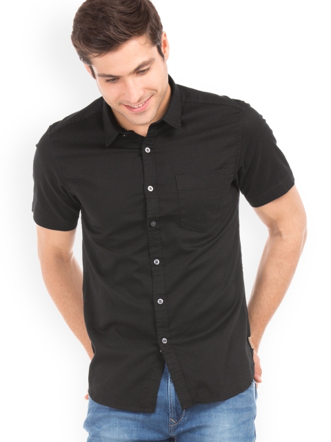 

Flying Machine Men Black Regular Fit Solid Casual Shirt