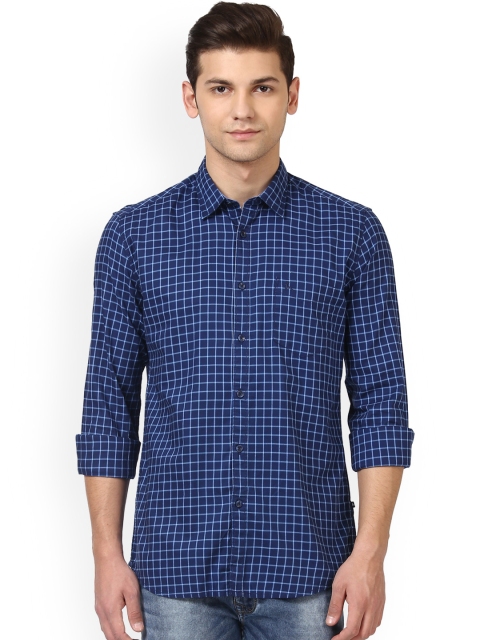 

Parx Men Blue Slim Fit Checked Casual Shirt