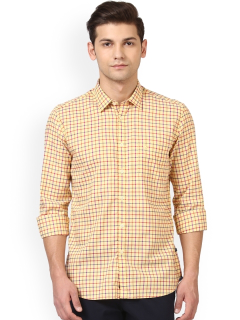 

Parx Men Yellow Slim Fit Checked Casual Shirt