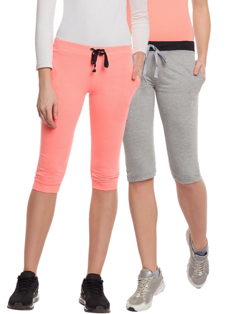 

VIMAL JONNEY Pack of 2 Capris, Peach