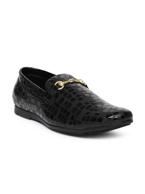 

San Frissco Men Black Textured Loafers