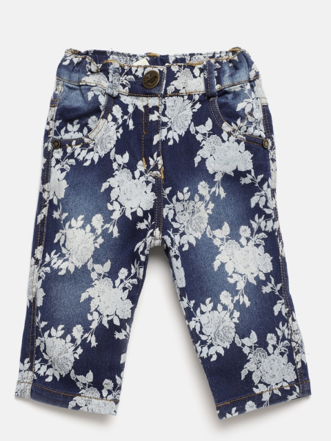

Little Kangaroos Girls Blue & White Printed Regular Fit Capris