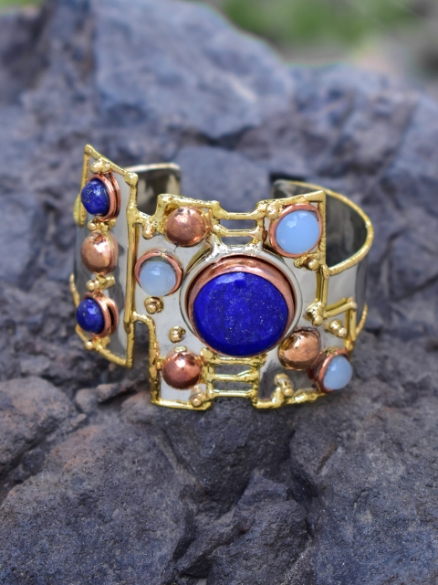

ZeroKaata Gold-Toned & Silver-Toned Brass Gold-Plated Handcrafted Cuff Bracelet