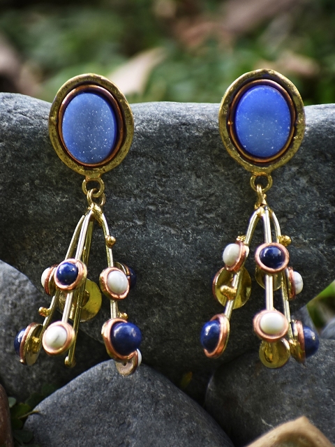 

ZeroKaata Gold-Toned & Blue Contemporary Drop Earrings