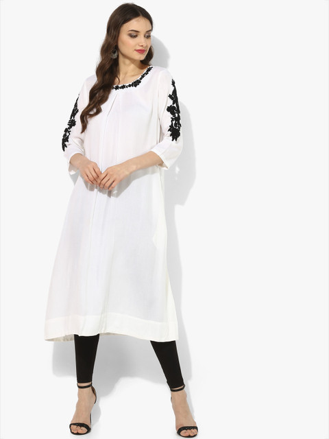 

Sangria White Embroidered Tunic