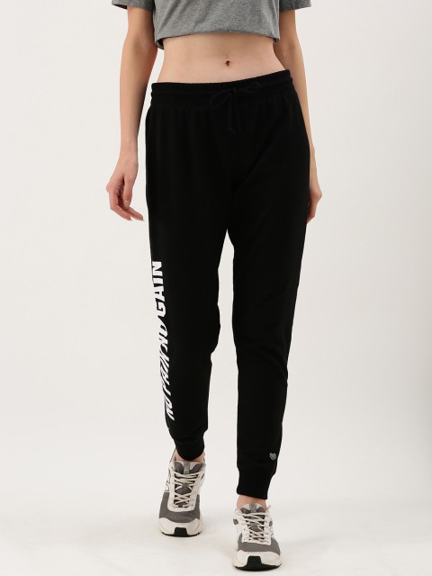 

FOREVER 21 Women Black & White Straight Fit Printed Joggers
