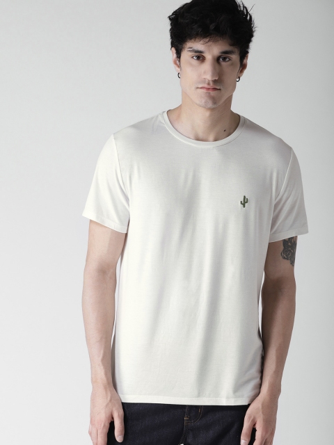 

FOREVER 21 Men Off-White Solid Round Neck T-shirt