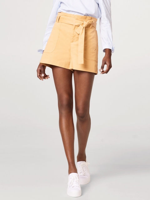 

ESPRIT Women Beige Solid Regular Fit Shorts