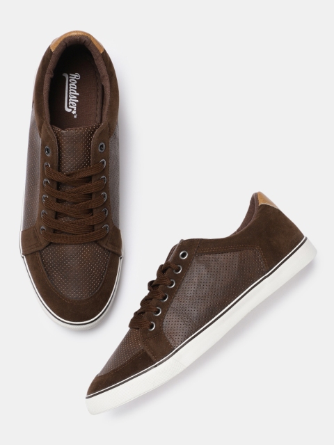 

Roadster Men Brown Sneakers