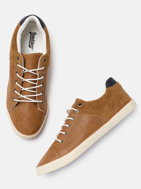 

Roadster Men Brown Sneakers