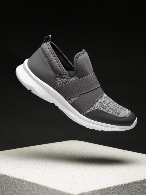

HRX by Hrithik Roshan Men Grey Soft walk Series Running Shoes