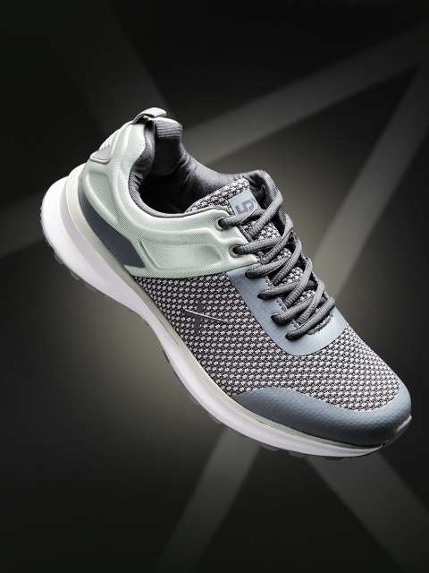 

HRX by Hrithik Roshan Men Grey Street Run Shoes
