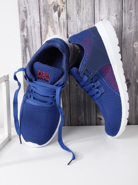 

Crew STREET Women Blue Running Shoes
