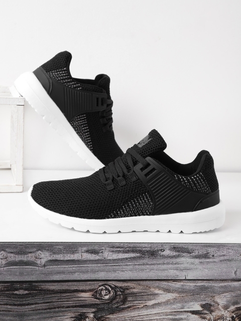 

Crew STREET Women Black Running Shoes