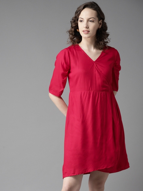

Moda Rapido Women Red Solid Wrap Dress
