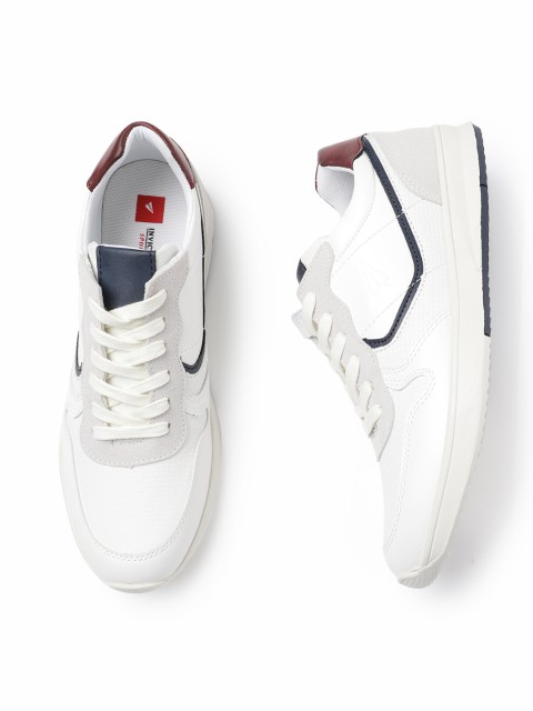 

INVICTUS Men White Sneakers