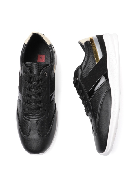 

INVICTUS Men Black Sneakers