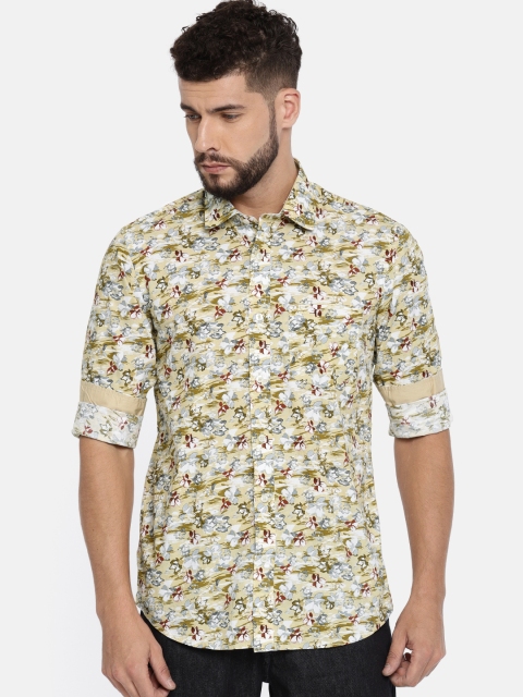 

ColorPlus Men Green & White Tailored Fit Floral Printed Casual Shirt