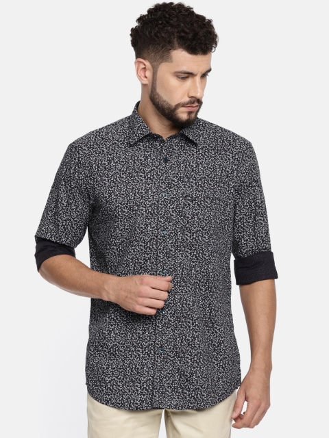 

ColorPlus Men Black & White Tailored Fit Printed Casual Shirt