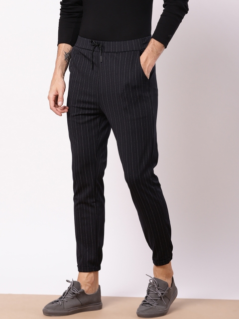 

ether Men Navy Blue Regular Fit Striped Cropped Joggers