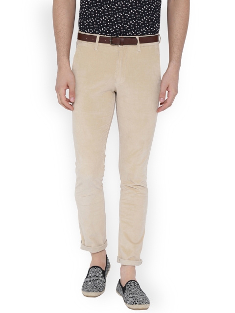 

V Dot Men Beige Slim Fit Solid Chinos