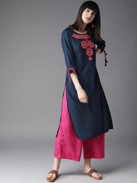 

HERE&NOW Women Navy Blue Yoke Design Straight Kurta