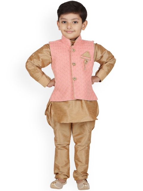 

Aj DEZInES Boys Peach-Coloured & Brown Self Design Kurta with Pyjamas