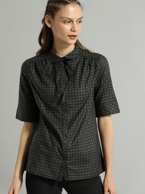 

Roadster Women Olive Green & Navy Blue Regular Fit Checked Casual Shirt