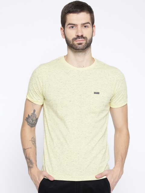 

Monte Carlo Men Yellow Solid Round Neck T-shirt