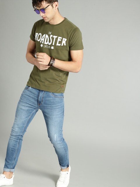 

Roadster Men Olive Green Solid Round Neck T-shirt