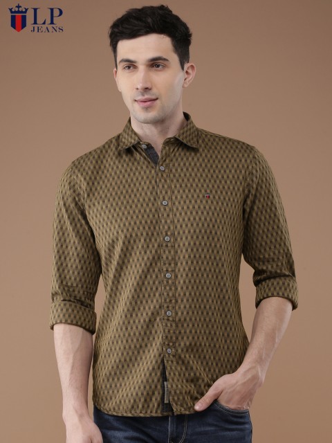 

Louis Philippe Jeans Men Brown Union SQ Slim Fit Self Design Casual Shirt